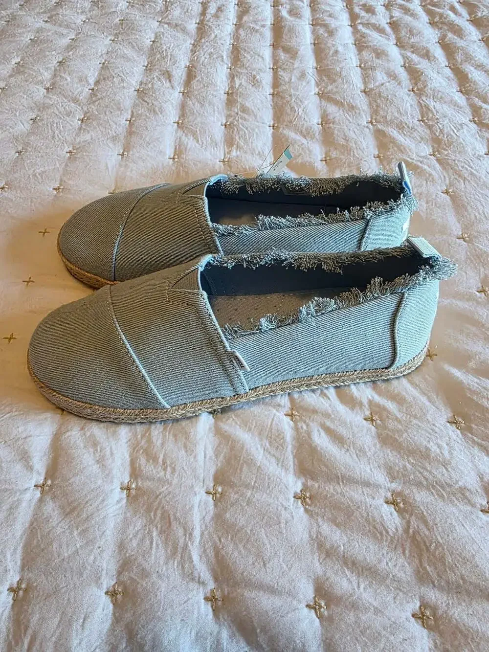 TOMS Women's Alpargata Rope Pastel Blue Washed Denim Espadrille Flats